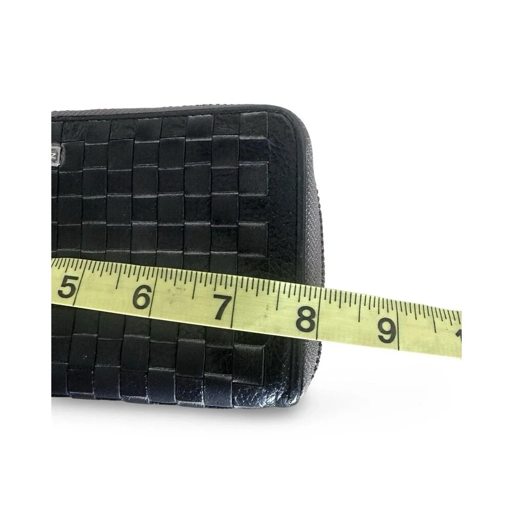 Samantha Kingz Black Woven Leather Black Leather Full Size Wallet Minimalist
